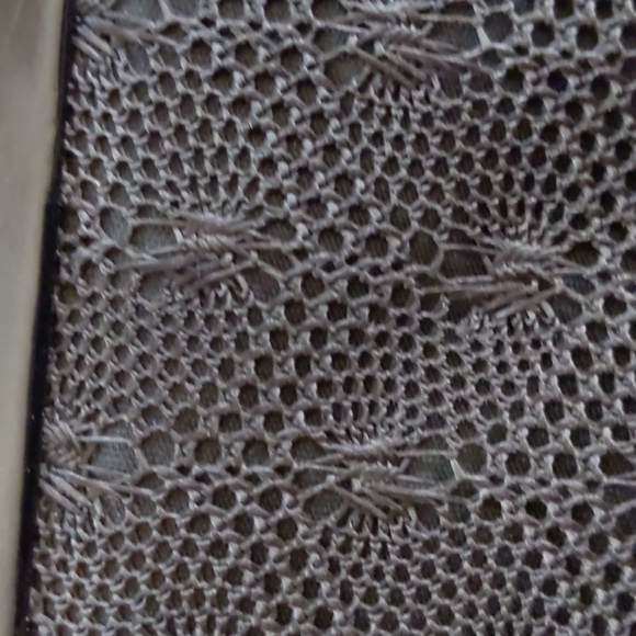 Vintage ERNA BAG CORP* fine crochet patent trim goldtone clasp clutch - Picture 2 of 7